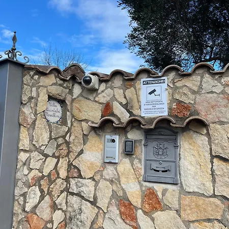 Clarabella Fiera Di Roma And Airport *