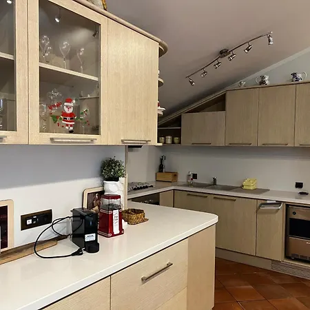 Clarabella Fiera Di Roma And Airport